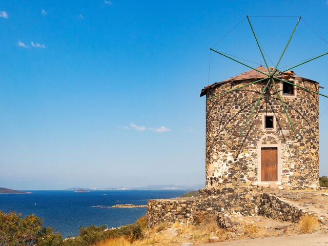 Samsun Çıkışlı Uçaklı Marmara`nın Tarihi Başkentleri Turu (4 Gece Konaklama) (Kazdağları Jeep Safari ve Ayvalık Tekne Turu)