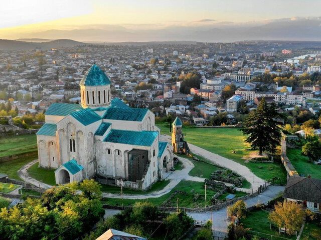 İkonik Karadeniz Batum Kutaisi Turu | 2 Gece Konaklamalı Uçaklı İstanbul Çıkışlı Ramazan Bayramı Özel