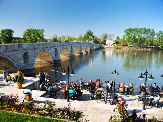 Trabzon Çıkışlı Uçaklı Marmara`nın Tarihi Başkentleri Turu (4 Gece Konaklama) (Kazdağları Jeep Safari ve Ayvalık Tekne Turu)