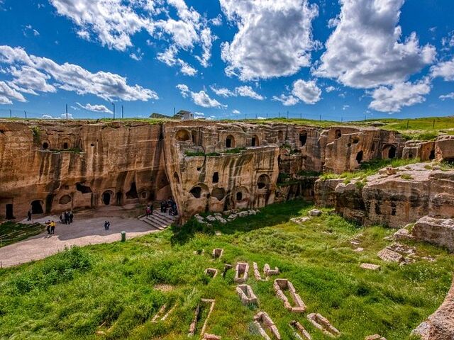 İkonik Mezopotamya Midyat Mardin  Turu |  2 Gece Konaklamalı Antalya Havalimanı Hareketli Sevgililer Günü Özel