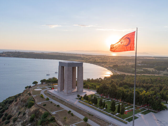 Samsun Çıkışlı Uçaklı Marmara`nın Tarihi Başkentleri Turu (4 Gece Konaklama) (Kazdağları Jeep Safari ve Ayvalık Tekne Turu)