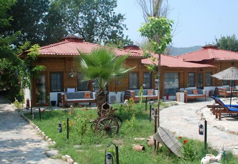 Utopia Lodge Hotel