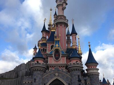 Paris Disneyland Turu Türk Hava Yolları ile Sömestre Özel 4 gece 5 gün Paris - İstanbul