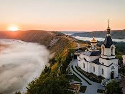 SAKLI ÜLKELERİN İZİNDE, EŞSİZ MOLDOVA Vizesiz Noel Pazarları Turu Hisky Hava Yolları İle 3 Gece 4 Gün