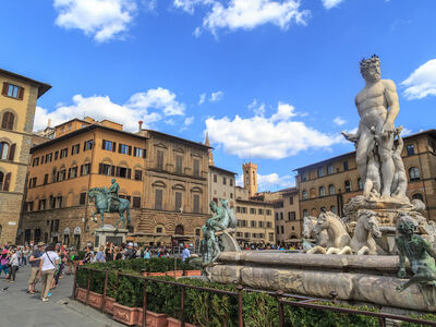 Ankara Hareketli Buyuk İtalya Yunanistan Balkan Turu