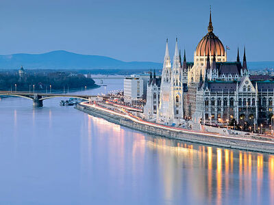 PROMOSYON AVUSTURYA & MACARİSTAN ŞAHESERLERİ TURU 3 Gece 5 Gün