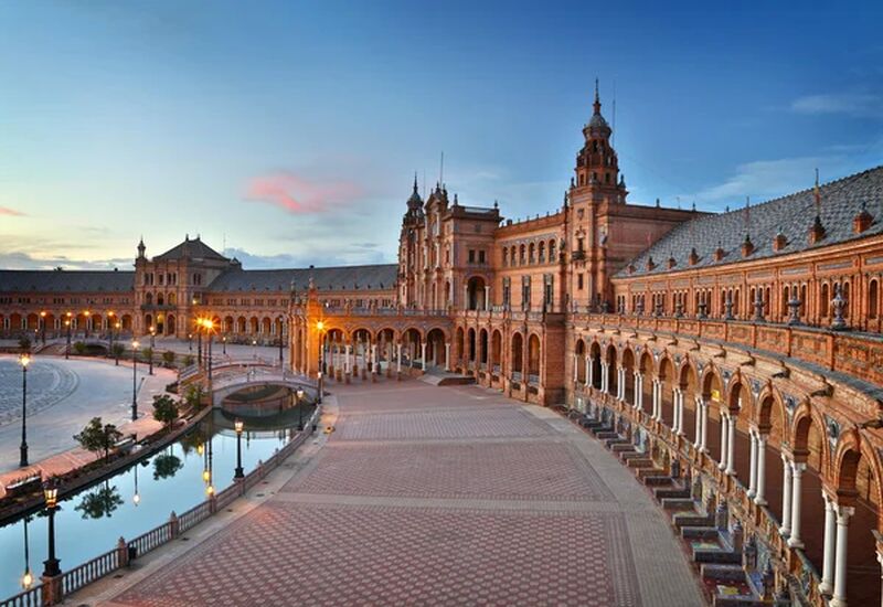 Görkemli İspanya ve Endülüs Şehirleri THY İle 7 Gece 8 Gün