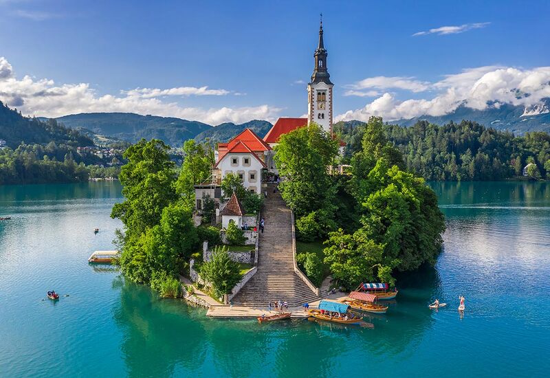 Kosovalı Büyük Balkanlar Turu AJet İle Extra Turlar ve Akşam Yemekleri Dahil BEG-SKP