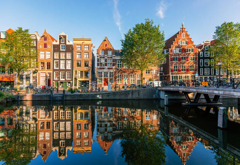 Viva Benelux Paris Alsace ve İsvicre Turu PGS ile 6 Gece 7 Gün (AMS-BSL)