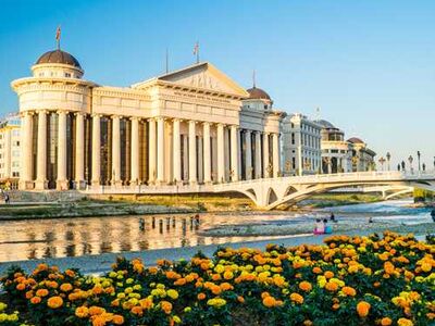 Balkan Güzelleri Ajet Havayolları ile Kosova Makedonya Turu