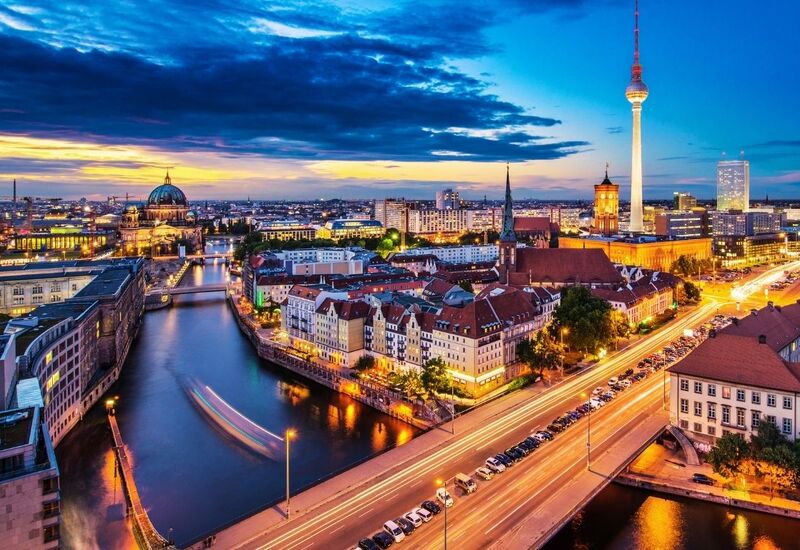 BİR BERLİN MASALI 3 Gece 4 Gün Ajet Havayolları ile