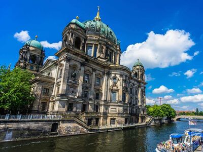 BİR BERLİN MASALI 3 Gece 4 Gün Ajet Havayolları ile