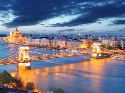 ORTA AVRUPA SERÜVENİ Pegasus Havayolları İle 6 Gece 7 Gün