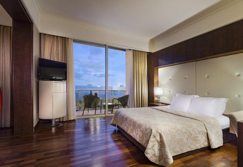 Kıbrıs 5* Acapulco Resort Hotel Ajet İle Tam Pansiyon 4 Gece ( Otel + Uçak + Transfer)