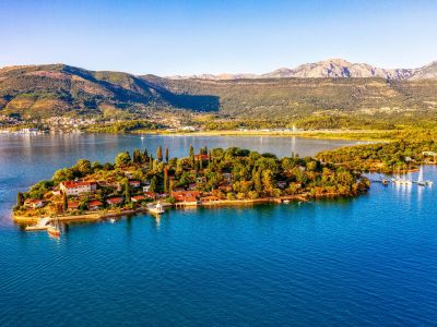 İzmir Hareketli Budva Karadağ Turu Pegasus Hava Yolları İle 3 Gece 4 Gün