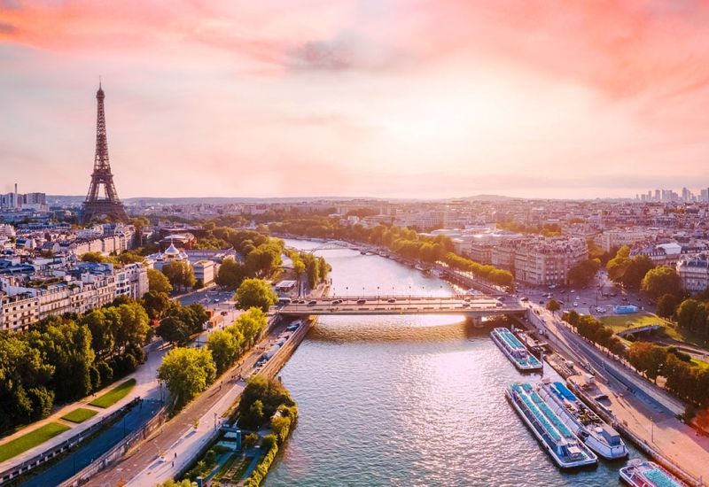 Avrupa'nın Kalbi Benelux & Paris Turu Ajet Havayolları İle 7 Gece 8 Gün Promosyon (RTM-FRA)