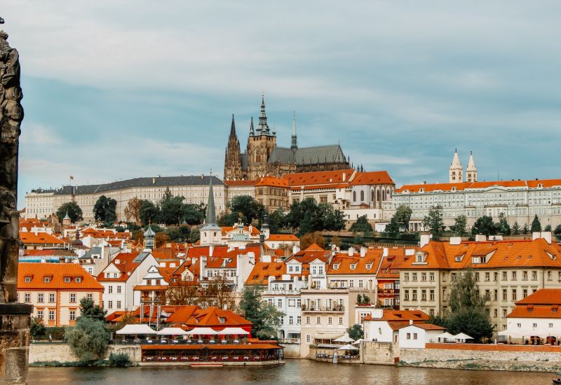 Bohemya'nın Işıltısı Prag Turu 4 Gece Ajet Havayolları İle Yaz Dönemi
