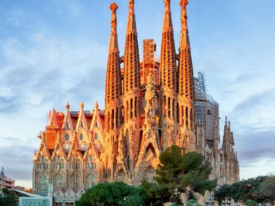 Samsun Hareketli İspanya'nın Kalbi Madrid & Barselona Turu Ajet İle Yaz Dönemi(BCN-MAD)