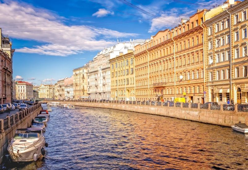 Çarlık Başkentleri “Moskova ve St. Petersburg” AJet ile 5 gece (VKO-LED)