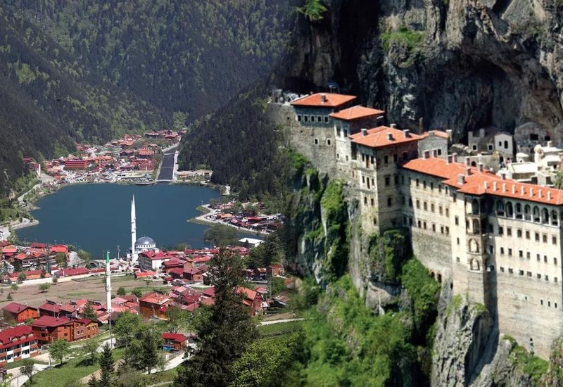 Karadeniz Yaylalar ve Batum Turu 3 Gece 5 Gün