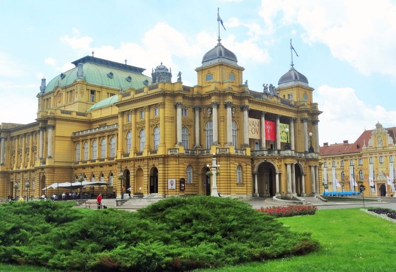 RAMAZAN BAYRAMI ÖZEL ZAGREB IŞIK FESTİVALİ PANORAMA THY İLE 3 GECE (ZAG-ZAG)