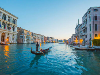 İTALYA İKONLARI TURU Ajet Havayolları ile 4 gece (BGY FCO)