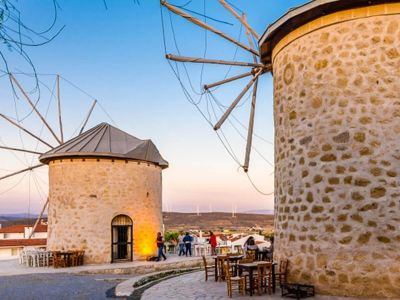 İkonik Alaçatı Ot Festivali ve Urla Enginar Çiçeği Festivali Turu - 2 Gece Otel Konaklamalı İstanbul Çıkışlı 